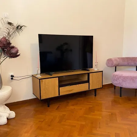 Apartment Comfy 3br Downtown Ypsila Alonia View Patras