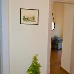 Comfy 3br Downtown Ypsila Alonia View Apartman