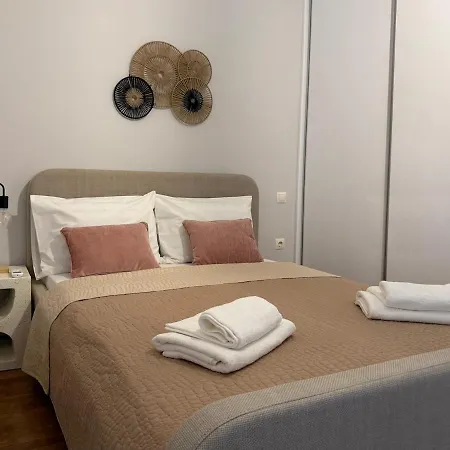 Comfy 3br Downtown Ypsila Alonia View *