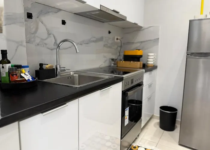 Comfy 3br Downtown Ypsila Alonia View Διαμέρισμα *